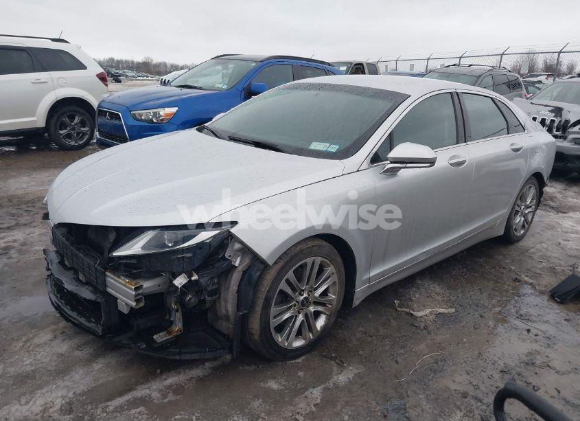 Photo 2 of 2014 Lincoln Mkz (VIN 3LN6L2G9XER814581)