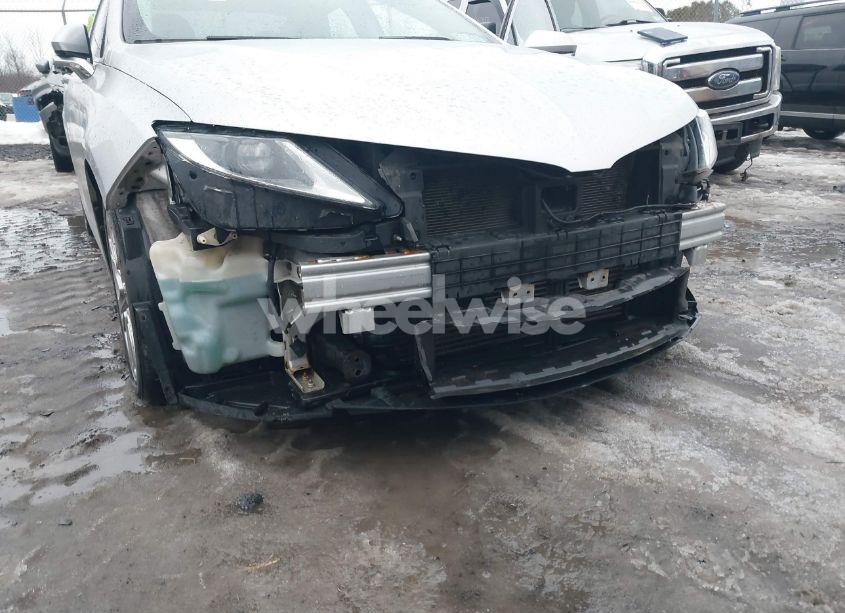 Photo 6 of 2014 Lincoln Mkz (VIN 3LN6L2G9XER814581)