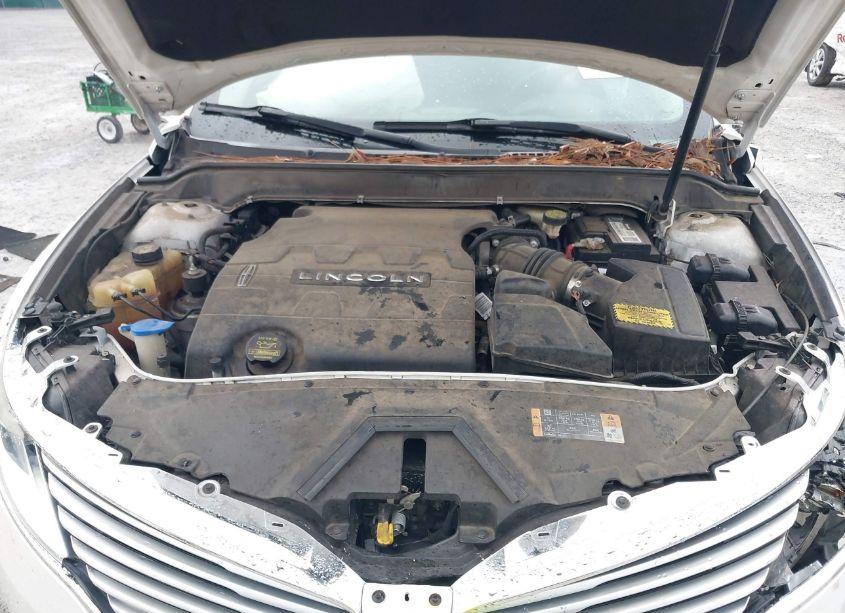 Photo 10 of 2013 Lincoln Mkz (VIN 3LN6L2GK0DR809505)