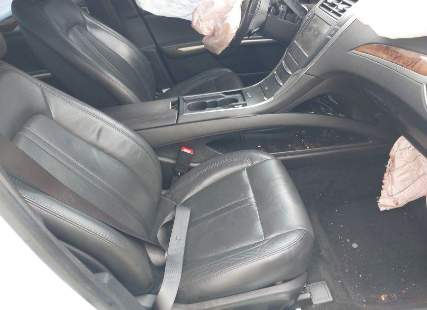 Photo 5 of 2013 Lincoln Mkz (VIN 3LN6L2GK0DR809505)
