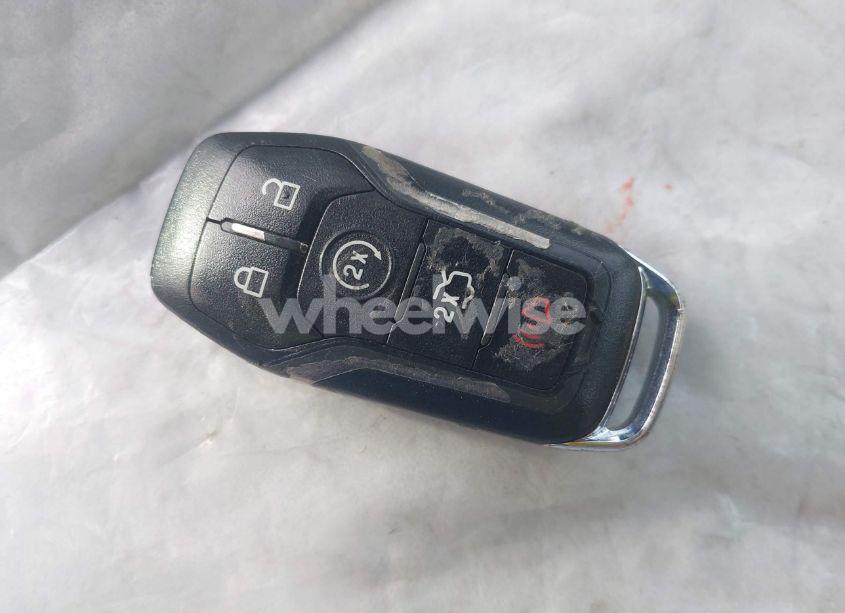 Photo 11 of 2014 Lincoln Mkz (VIN 3LN6L2GK0ER803608)