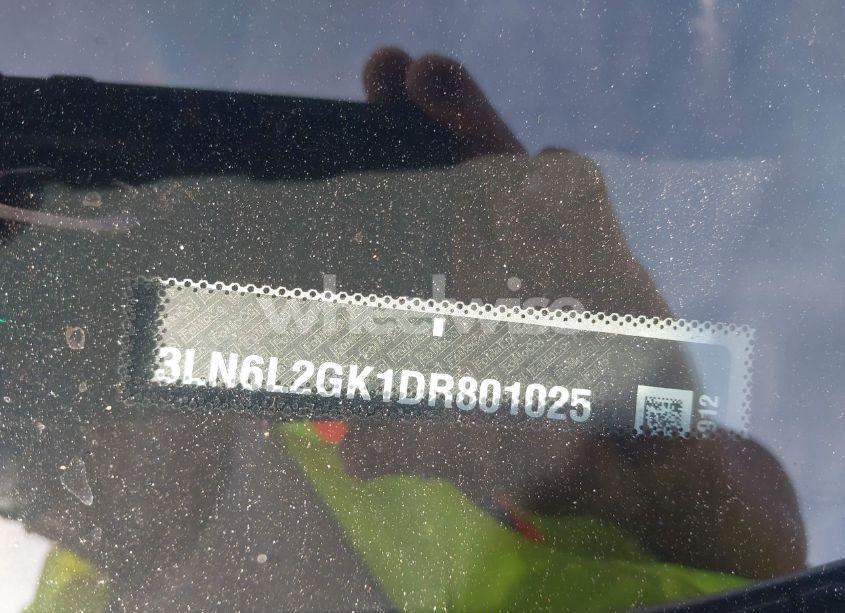 Photo 9 of 2013 Lincoln Mkz (VIN 3LN6L2GK1DR801025)