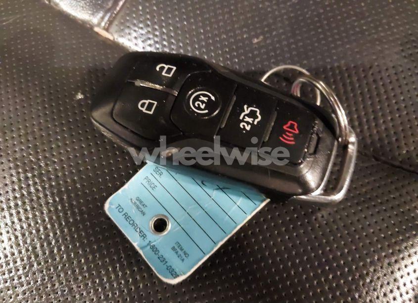 Photo 11 of 2013 Lincoln Mkz (VIN 3LN6L2GK1DR817922)