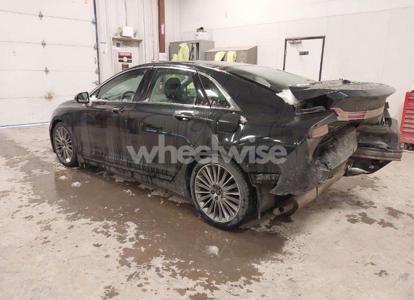 Photo 3 of 2013 Lincoln Mkz (VIN 3LN6L2GK1DR817922)