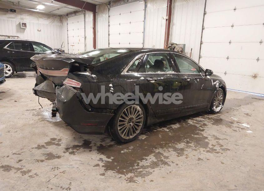 Photo 4 of 2013 Lincoln Mkz (VIN 3LN6L2GK1DR817922)