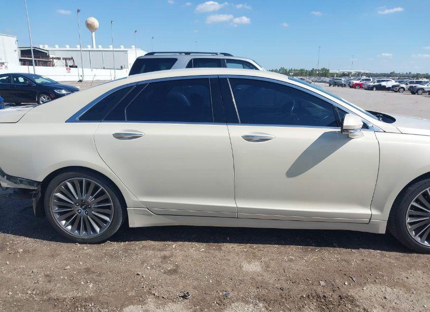 Photo 14 of 2014 Lincoln Mkz (VIN 3LN6L2GK1ER825455)