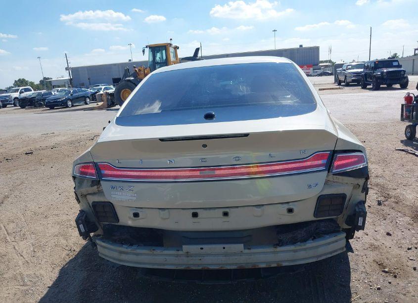 Photo 17 of 2014 Lincoln Mkz (VIN 3LN6L2GK1ER825455)