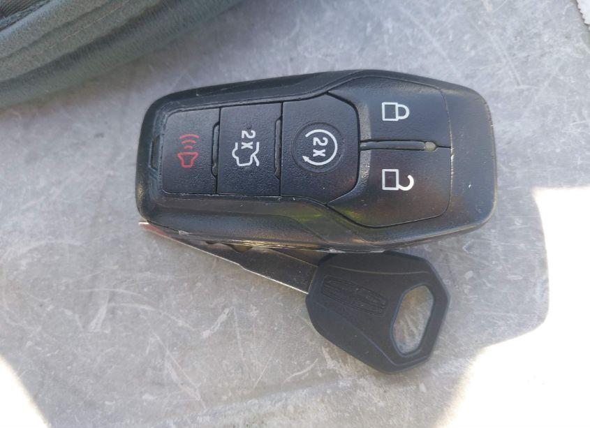 Photo 11 of 2014 Lincoln Mkz (VIN 3LN6L2GK2ER804596)