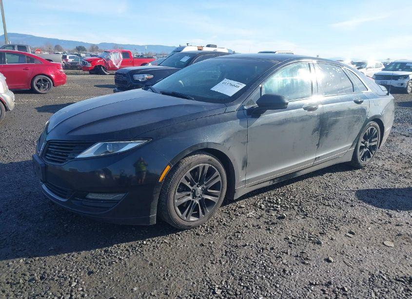 Photo 2 of 2014 Lincoln Mkz (VIN 3LN6L2GK2ER804596)