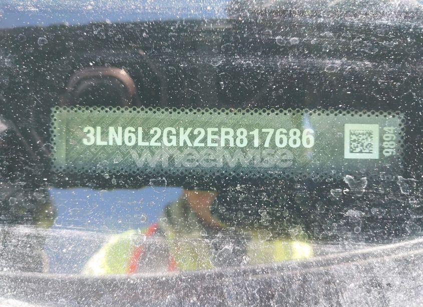 Photo 9 of 2014 Lincoln Mkz (VIN 3LN6L2GK2ER817686)