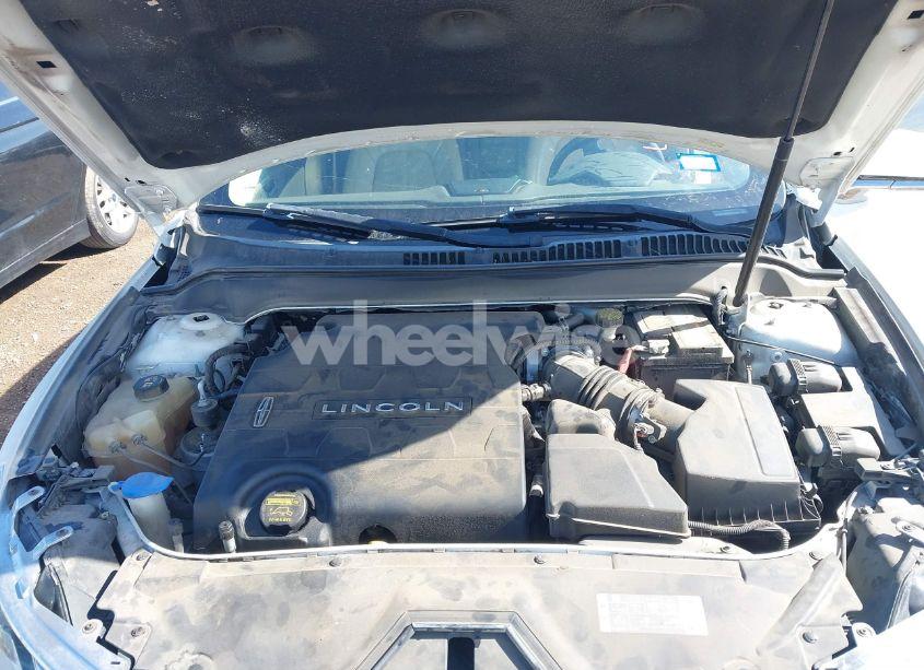 Photo 10 of 2013 Lincoln Mkz (VIN 3LN6L2GK3DR824094)