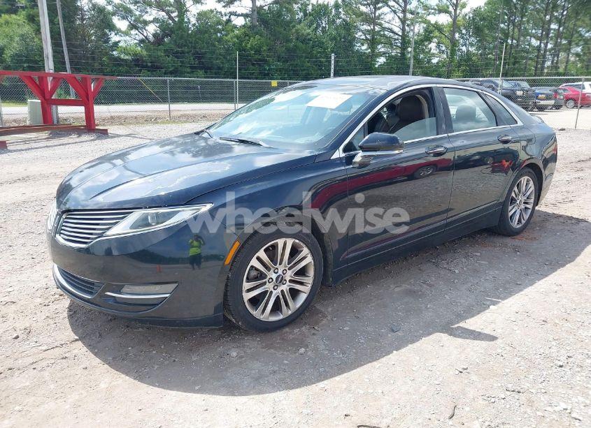 Photo 2 of 2014 Lincoln Mkz (VIN 3LN6L2GK4ER807516)