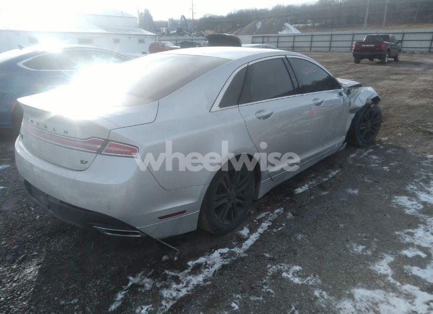 Photo 4 of 2014 Lincoln Mkz (VIN 3LN6L2GK4ER820931)