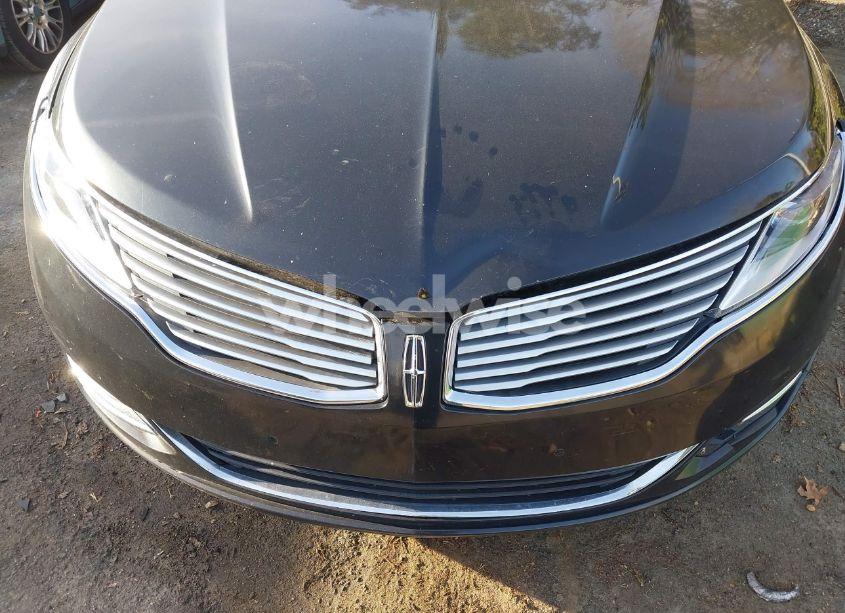 Photo 6 of 2015 Lincoln Mkz (VIN 3LN6L2GK4FR621332)