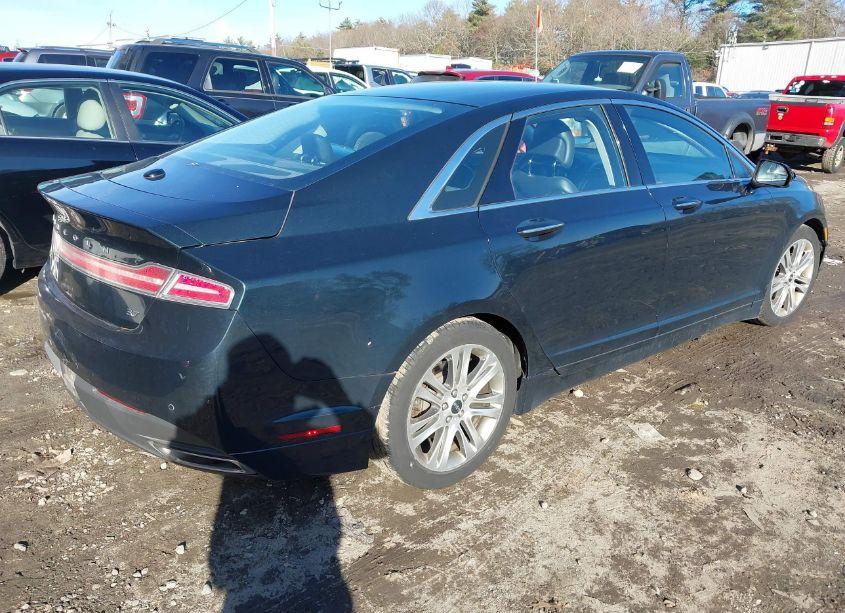 Photo 4 of 2014 Lincoln Mkz (VIN 3LN6L2GK5ER801174)