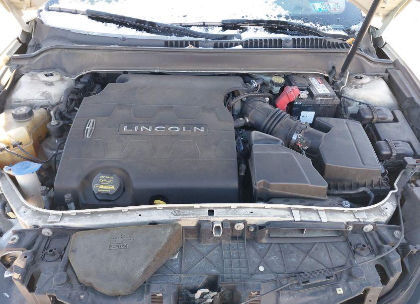 Photo 10 of 2014 Lincoln Mkz (VIN 3LN6L2GK5ER808268)