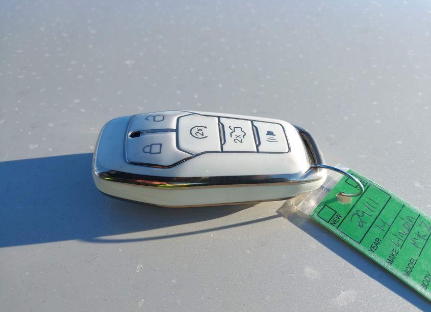 Photo 11 of 2014 Lincoln Mkz (VIN 3LN6L2GK5ER808268)