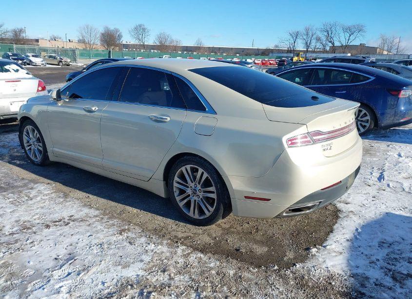 Photo 3 of 2014 Lincoln Mkz (VIN 3LN6L2GK5ER808268)