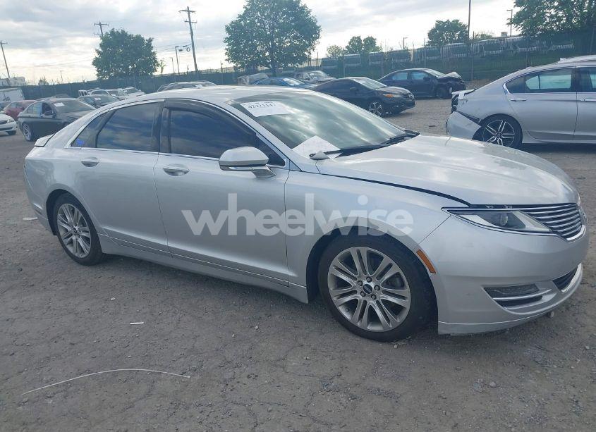 2014 Lincoln Mkz (VIN 3LN6L2GK5ER823529) main photo