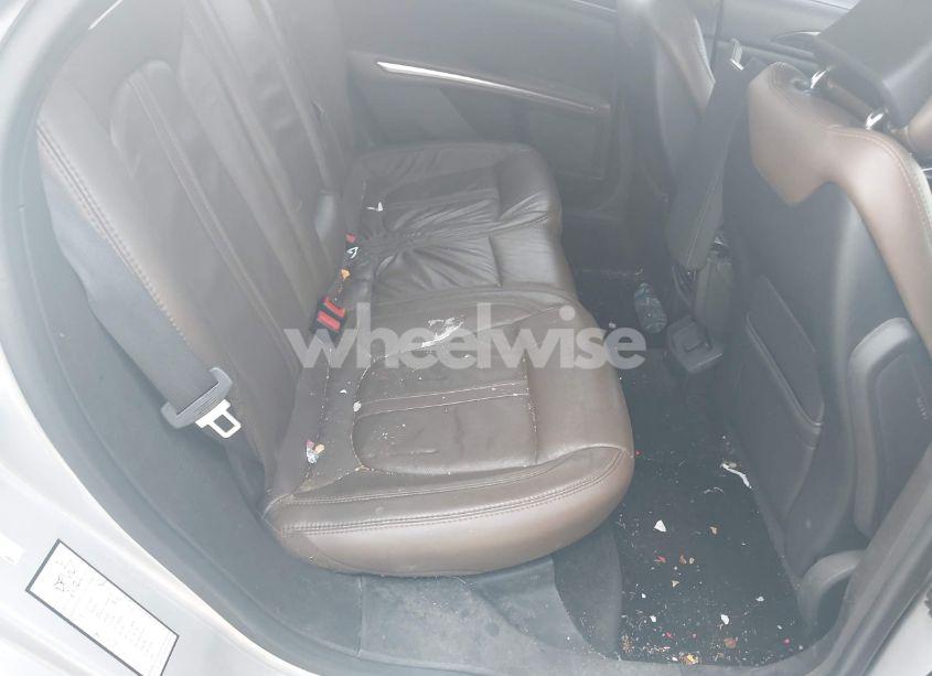 Photo 8 of 2014 Lincoln Mkz (VIN 3LN6L2GK5ER823529)