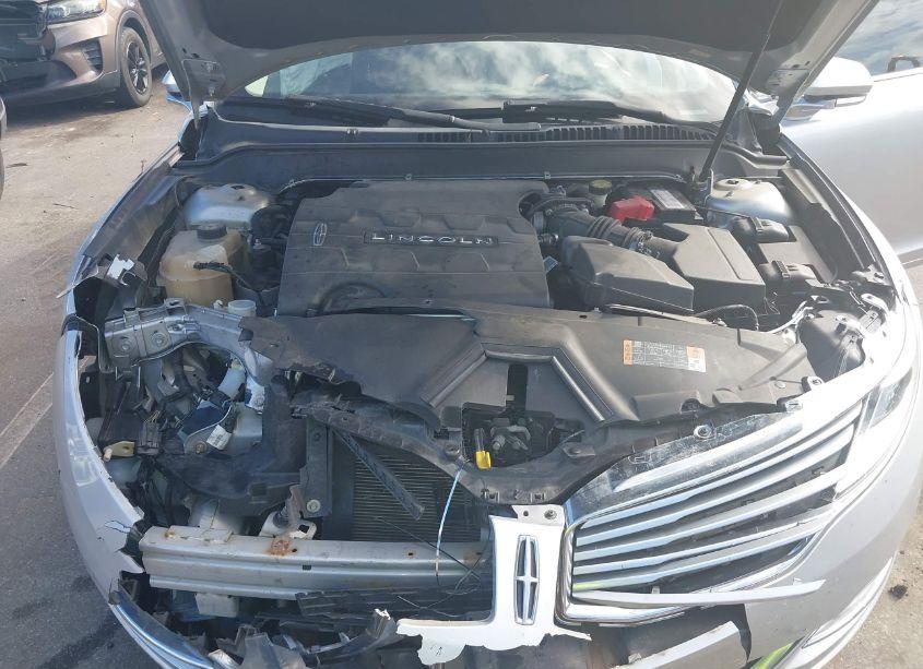 Photo 10 of 2015 Lincoln Mkz (VIN 3LN6L2GK5FR615989)