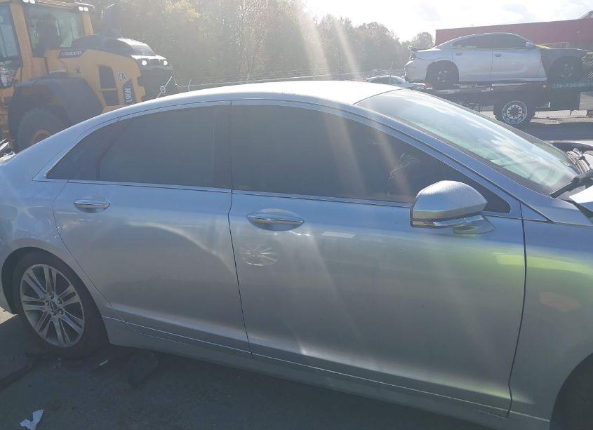 Photo 13 of 2015 Lincoln Mkz (VIN 3LN6L2GK5FR615989)