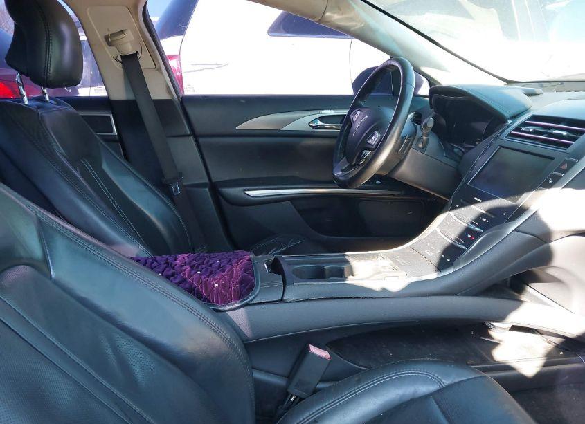 Photo 5 of 2013 Lincoln Mkz (VIN 3LN6L2GK6DR829144)