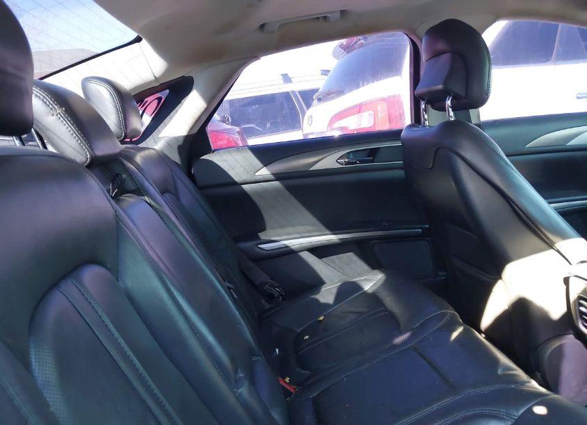 Photo 8 of 2013 Lincoln Mkz (VIN 3LN6L2GK6DR829144)