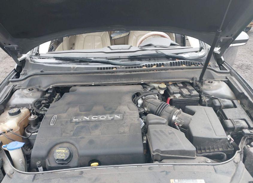 Photo 10 of 2014 Lincoln Mkz (VIN 3LN6L2GK6ER804777)