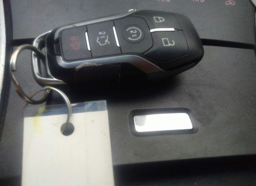 Photo 11 of 2013 Lincoln Mkz (VIN 3LN6L2GK7DR801336)