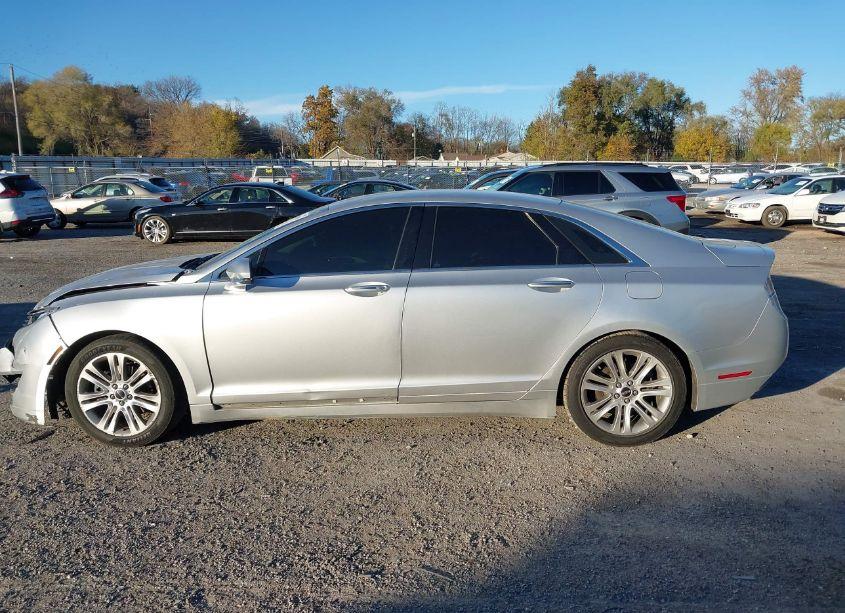 Photo 14 of 2014 Lincoln Mkz (VIN 3LN6L2GK7ER807557)