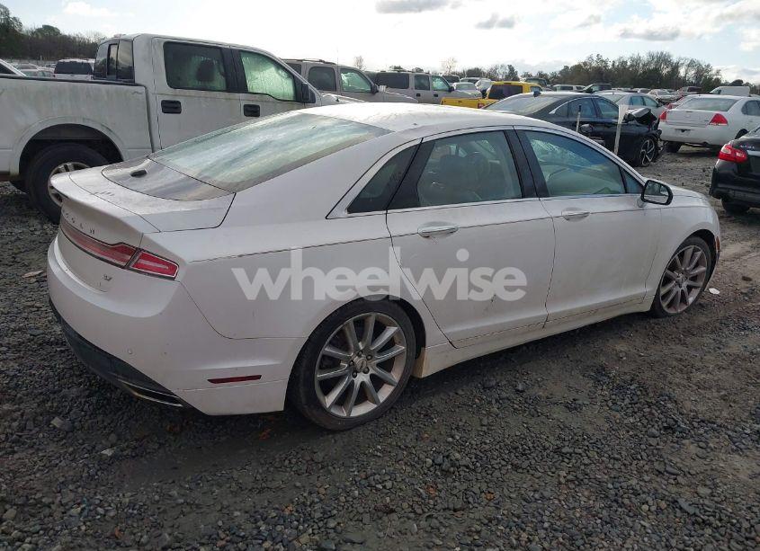 Photo 4 of 2015 Lincoln Mkz (VIN 3LN6L2GK8FR620152)