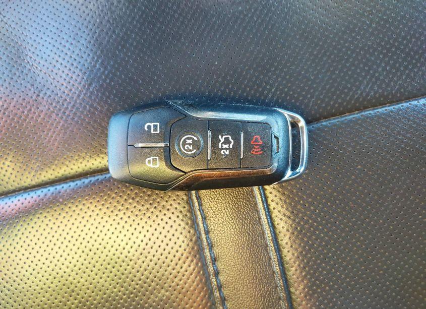 Photo 11 of 2014 Lincoln Mkz (VIN 3LN6L2GK9ER817233)