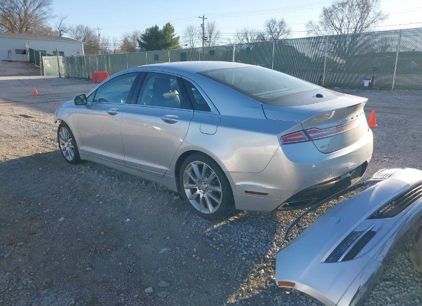 Photo 3 of 2014 Lincoln Mkz (VIN 3LN6L2GK9ER817233)