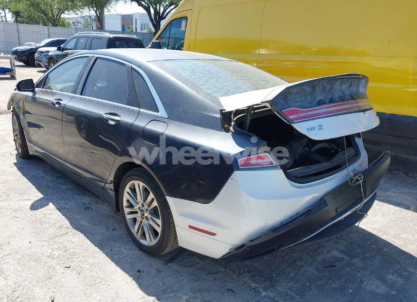 Photo 3 of 2014 Lincoln Mkz (VIN 3LN6L2GK9ER818561)
