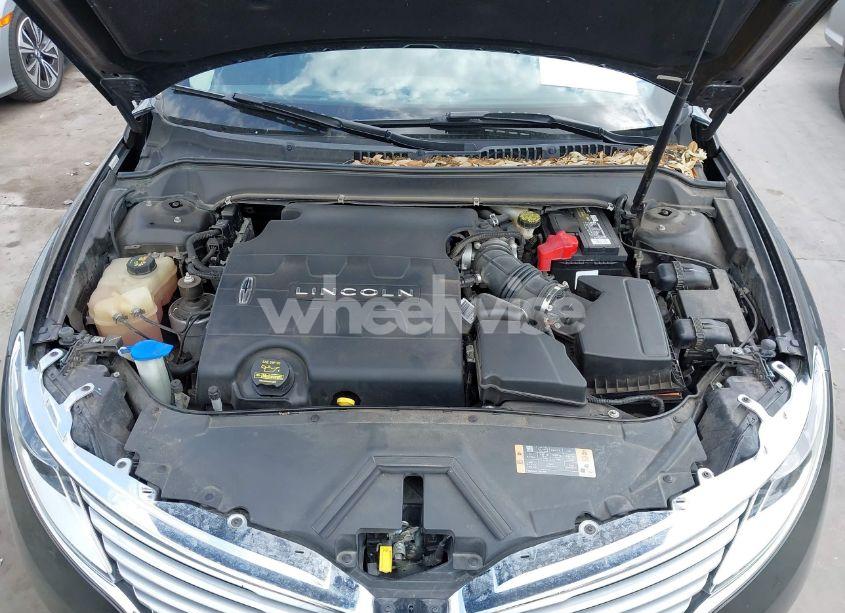 Photo 10 of 2013 Lincoln Mkz (VIN 3LN6L2GKXDR814338)