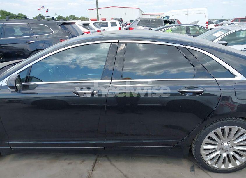 Photo 15 of 2013 Lincoln Mkz (VIN 3LN6L2GKXDR814338)