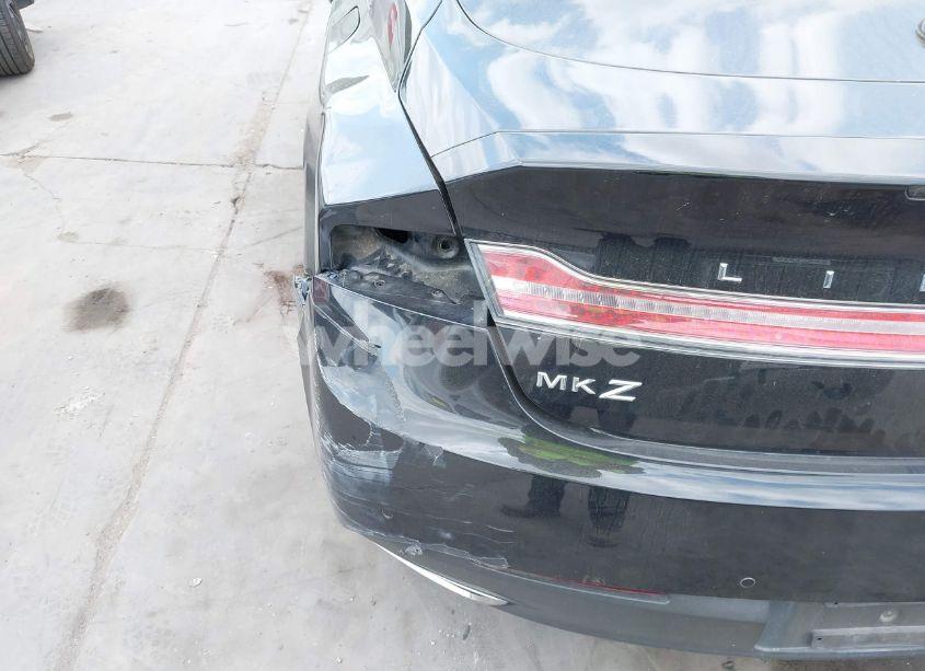 Photo 6 of 2013 Lincoln Mkz (VIN 3LN6L2GKXDR814338)