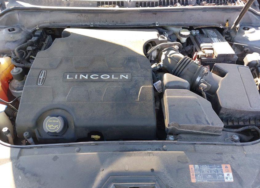 Photo 10 of 2014 Lincoln Mkz (VIN 3LN6L2GKXER825454)