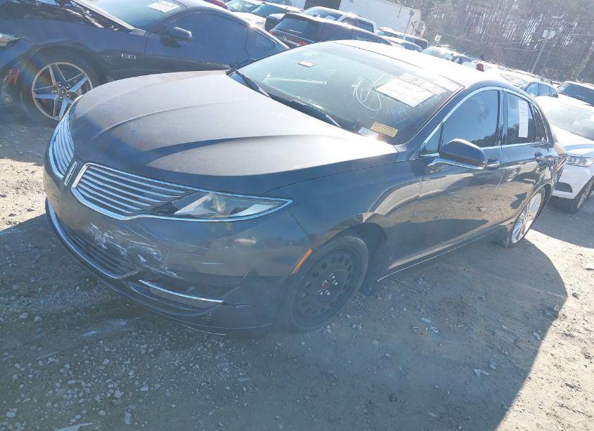 Photo 2 of 2014 Lincoln Mkz (VIN 3LN6L2GKXER825454)