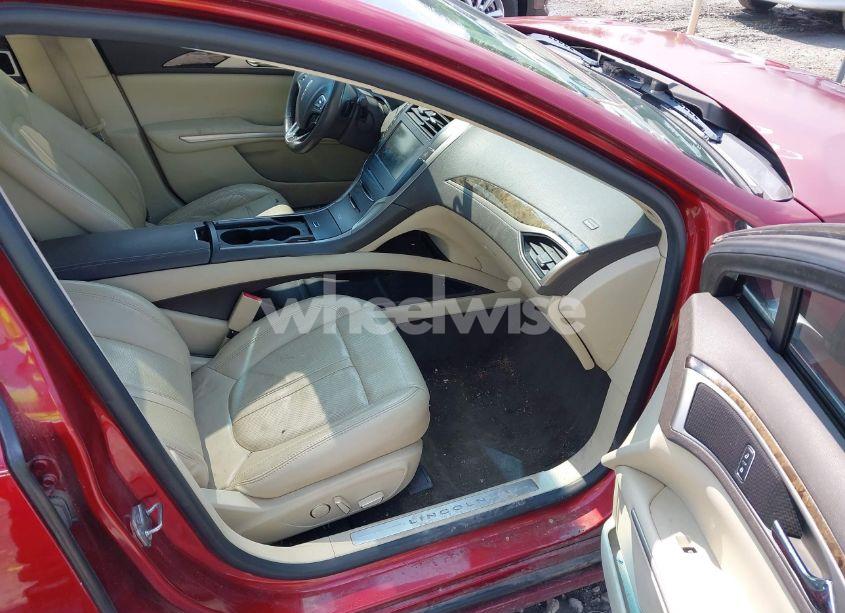 Photo 5 of 2013 Lincoln Mkz N/A (VIN 3LN6L2J90DR805430)