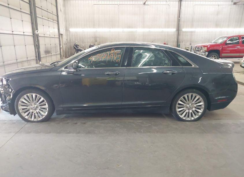 Photo 15 of 2013 Lincoln Mkz (VIN 3LN6L2J90DR825578)