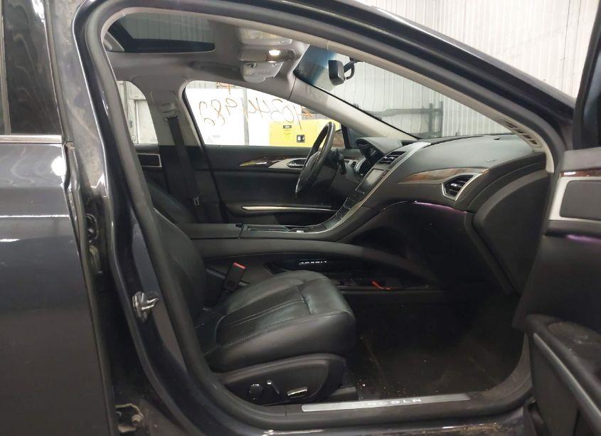 Photo 5 of 2013 Lincoln Mkz (VIN 3LN6L2J90DR825578)