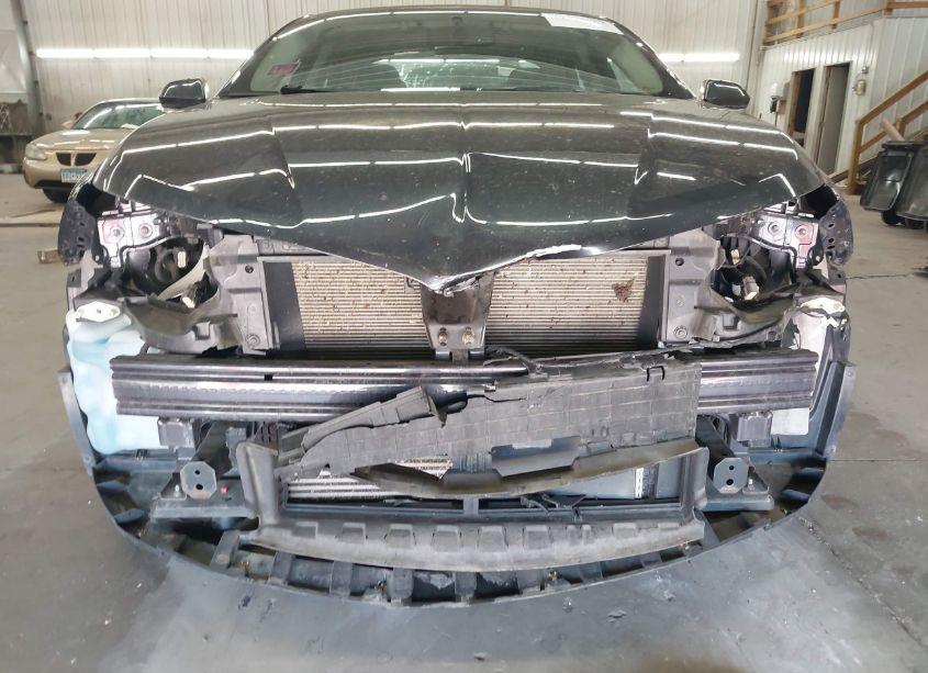 Photo 6 of 2013 Lincoln Mkz (VIN 3LN6L2J90DR825578)