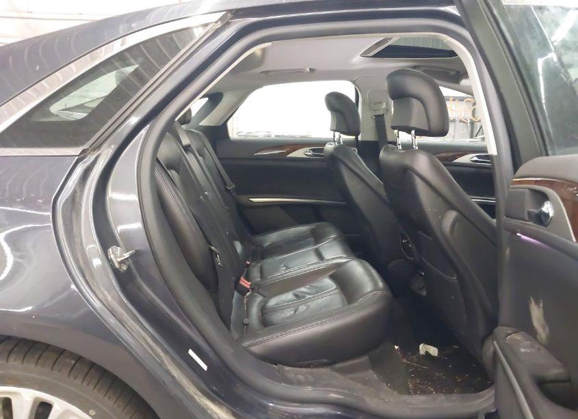 Photo 8 of 2013 Lincoln Mkz (VIN 3LN6L2J90DR825578)