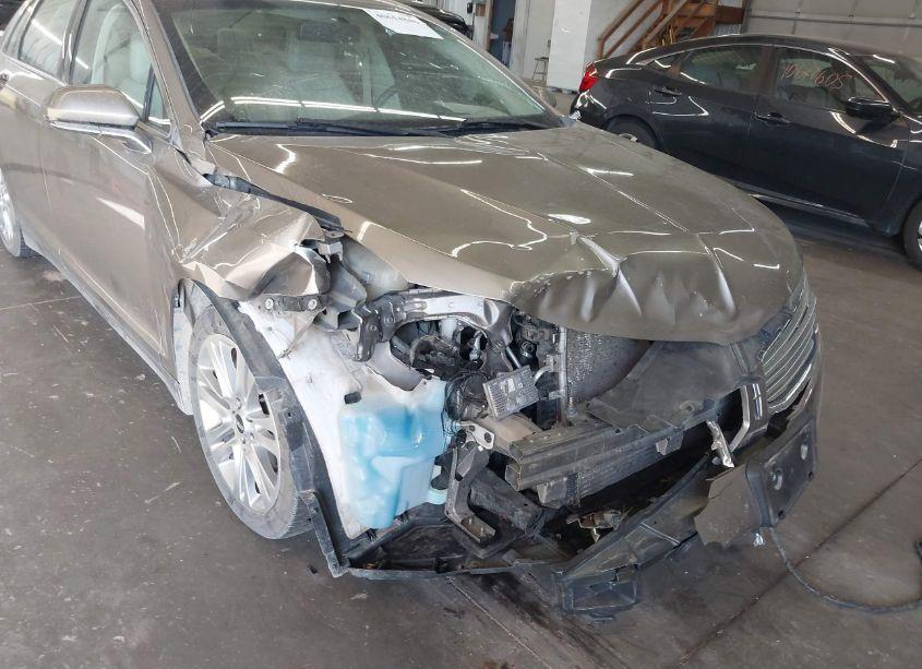 Photo 6 of 2015 Lincoln Mkz (VIN 3LN6L2J90FR619082)