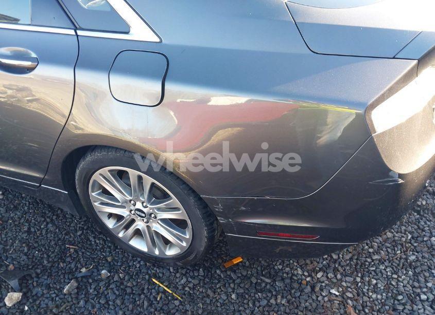 Photo 16 of 2015 Lincoln Mkz (VIN 3LN6L2J90FR623035)