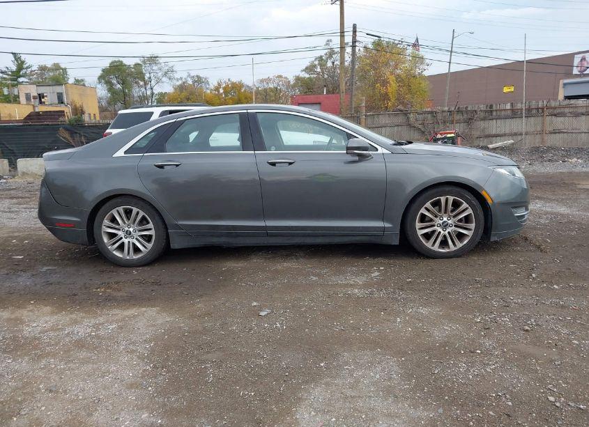 Photo 13 of 2016 Lincoln Mkz (VIN 3LN6L2J90GR633050)