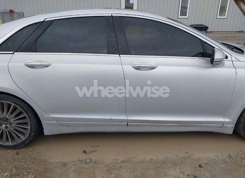 Photo 14 of 2013 Lincoln Mkz (VIN 3LN6L2J91DR819949)