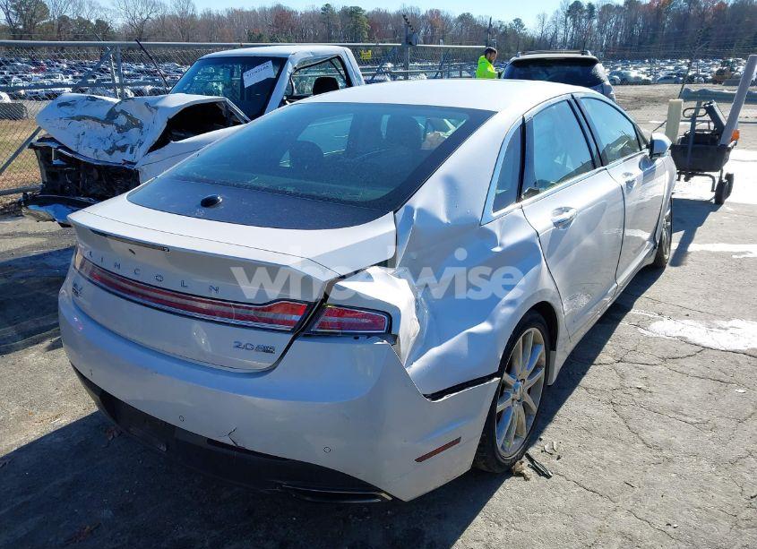 Photo 4 of 2016 Lincoln Mkz (VIN 3LN6L2J91GR610229)